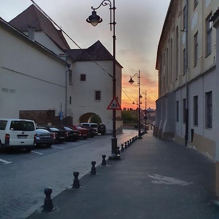 Piazza Grande Apartment Sibiu Exterior photo